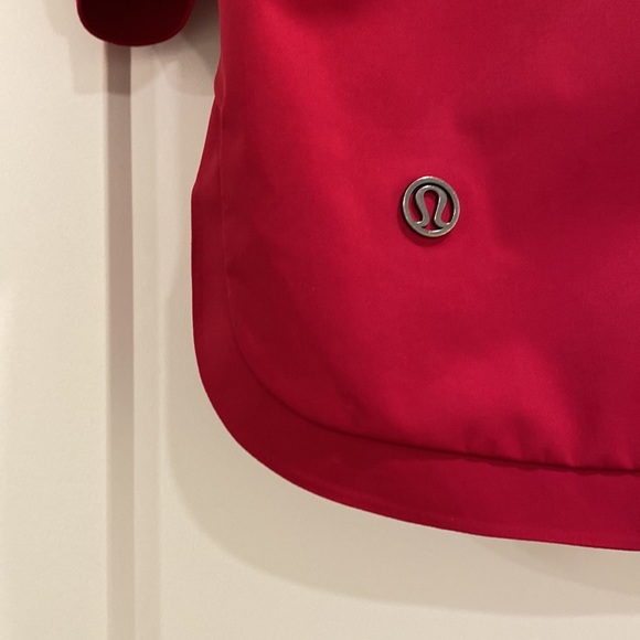 Lululemon Rain Coat - Picture 6 of 7